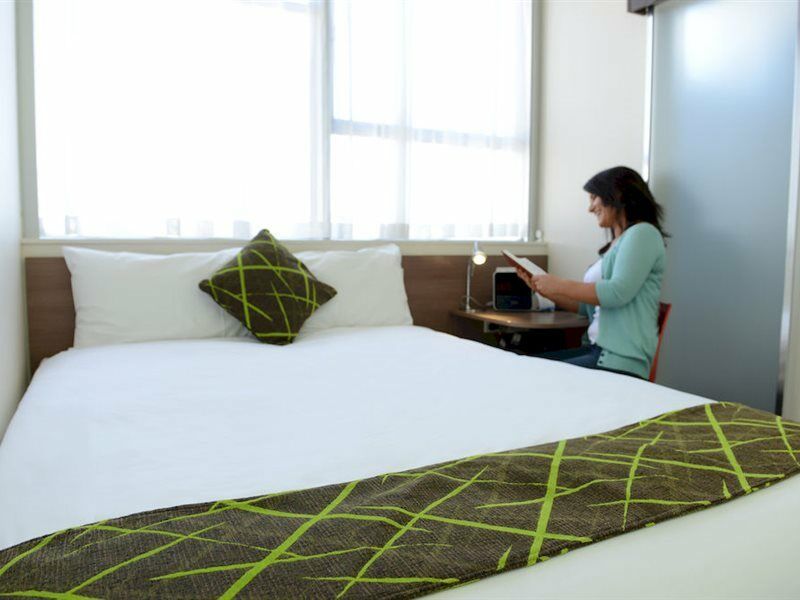 Ibis Styles Adelaide Grosvenor Hotel Exterior photo